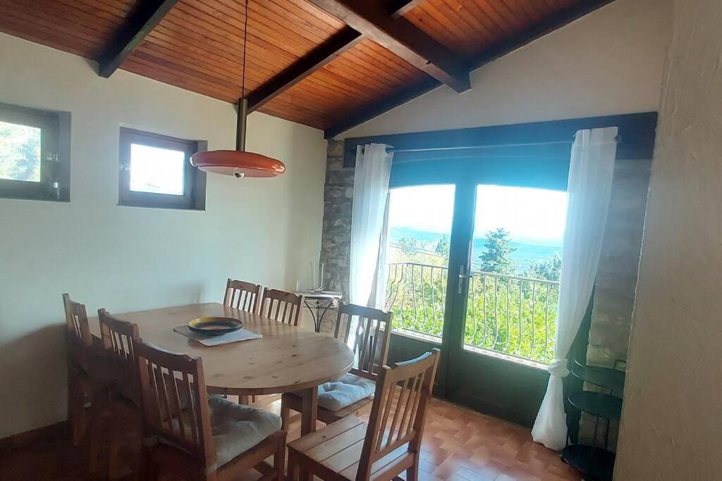 Villa Maison De Campagne 04 Vacheres Luberon 3 Chambres 8 Personnes Buitenkant foto